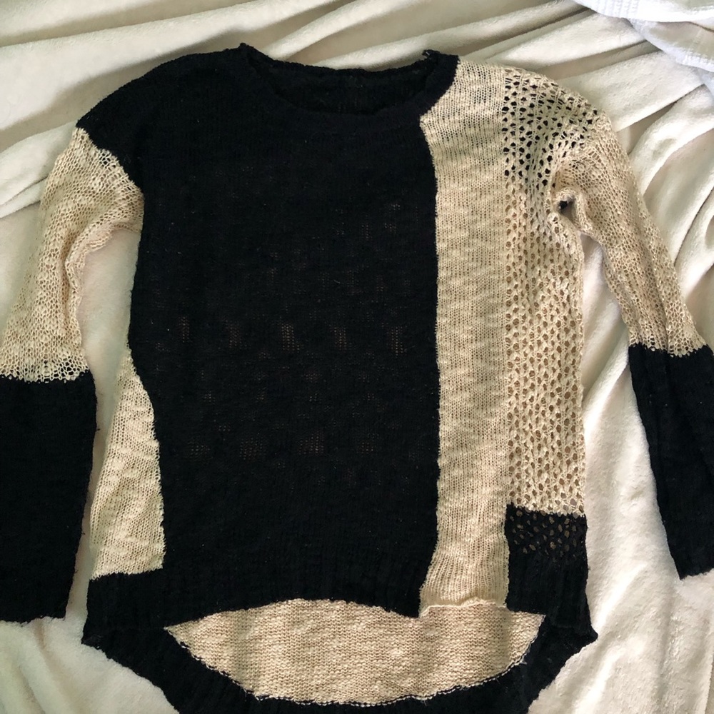 Black and Cream/Tan Knit Sweater